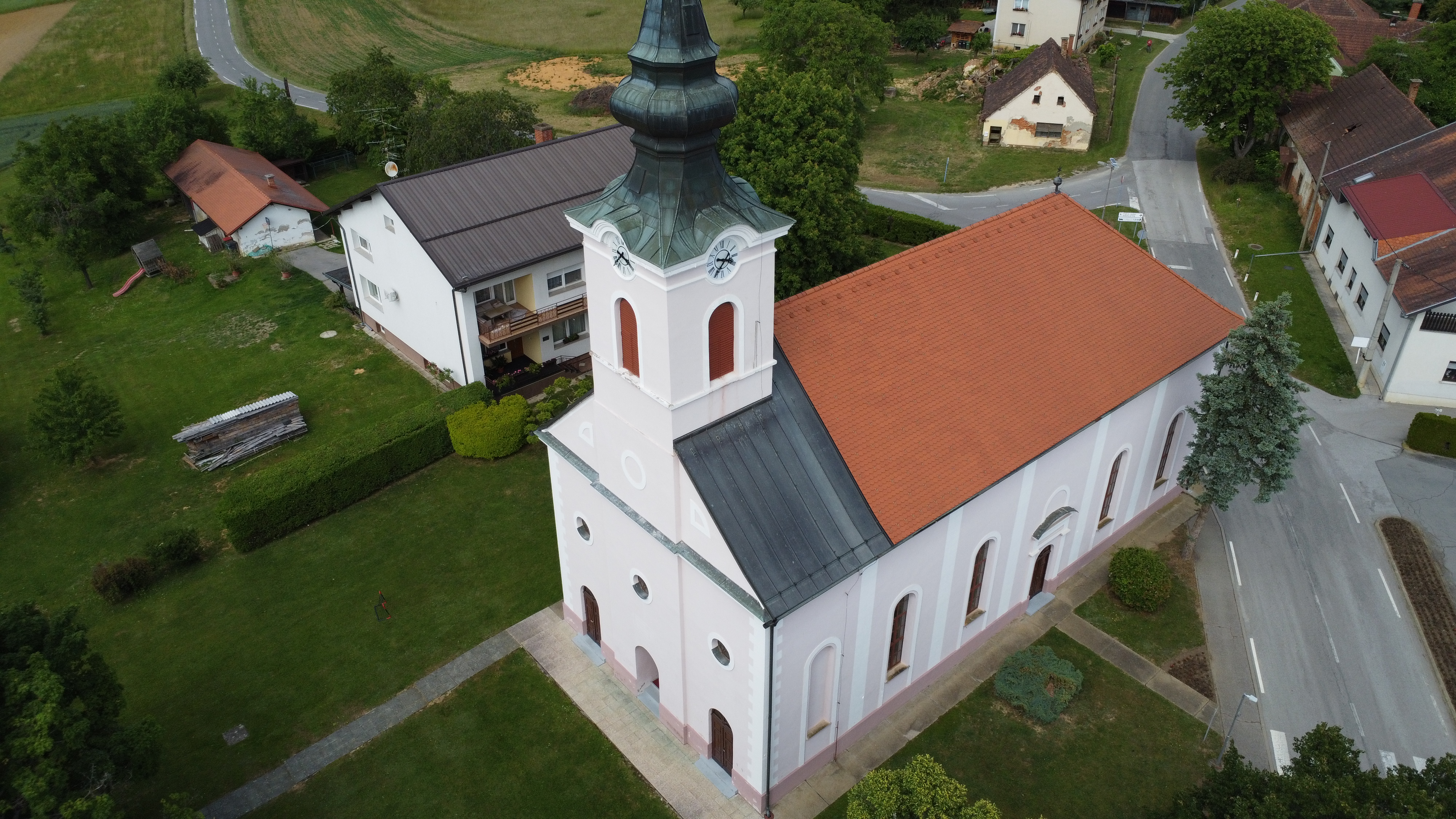 naslovna2